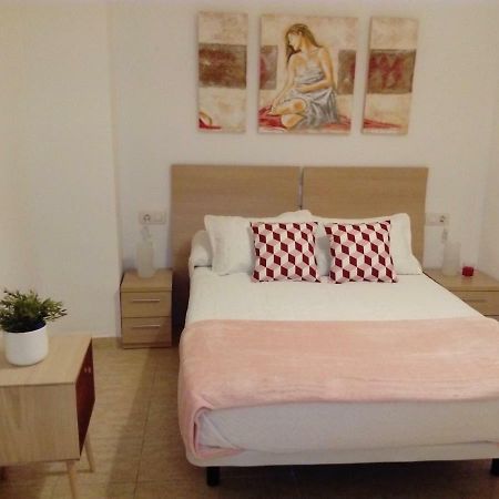 Apartamento Dos Aceras Малага Экстерьер фото