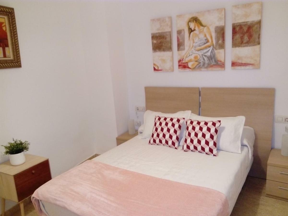 Apartamento Dos Aceras Малага Экстерьер фото