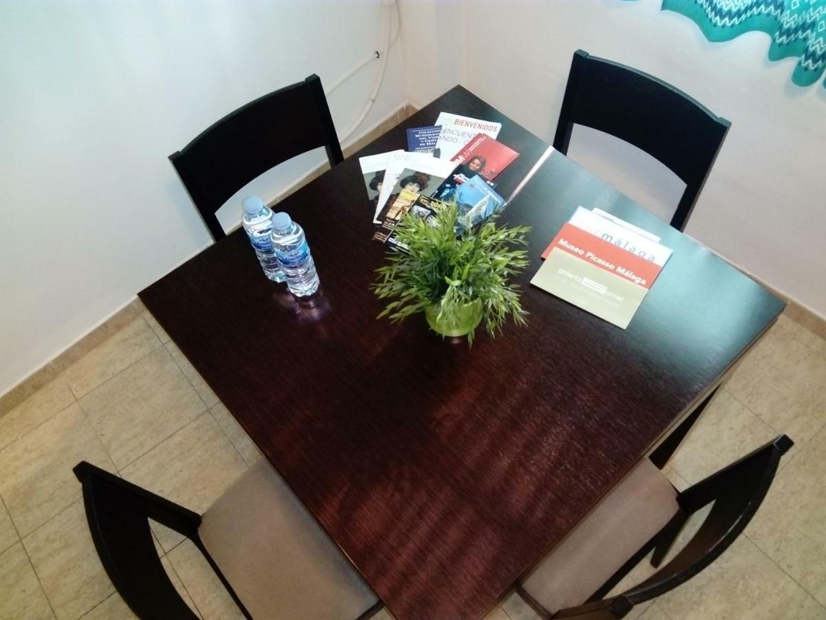 Apartamento Dos Aceras Малага Экстерьер фото